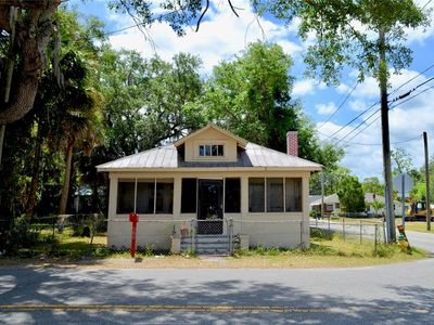 580 Ronnoc Ln, New Smyrna Beach, FL, 32168
