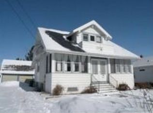 560 Hall St, Ripon, WI 54971