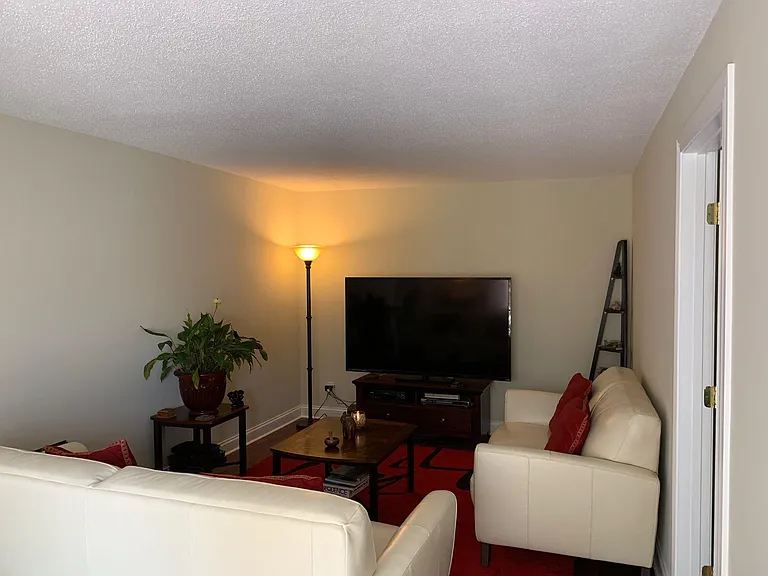 3540 Hennepin Ave #109 — Photo 8