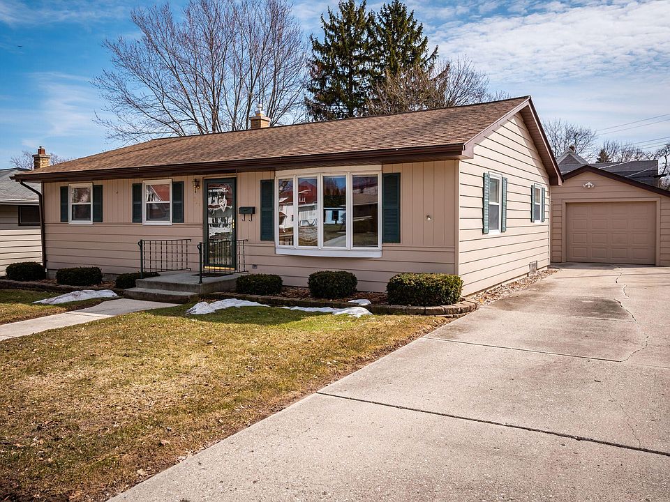 1st image of 521 Fonddulac Ave