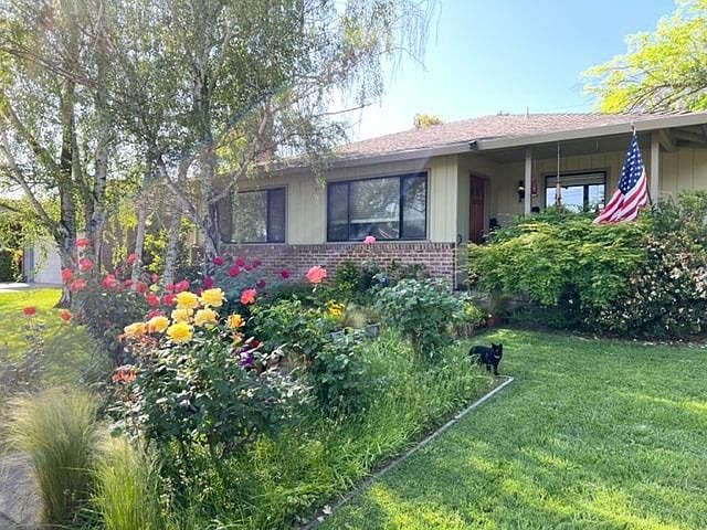 1st image of 2462 Sheridan Way