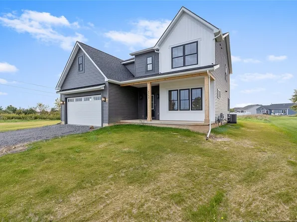 8799 Dell Center Dr, Liverpool, NY 13090