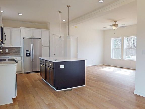 5th image of 215 Arthur Haney Rd