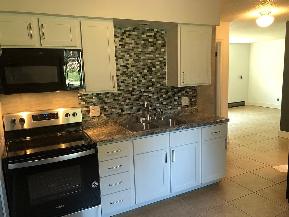 1st image of 418 Themis St #2