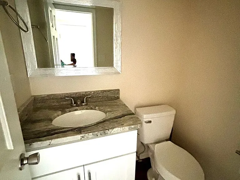 4016 Richard Lee Ct — Photo 7