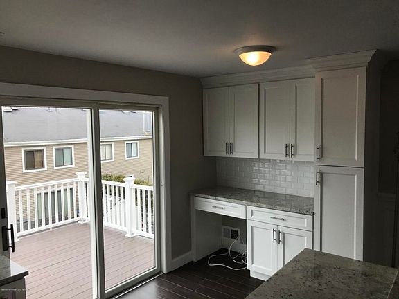 5th image of 17 Ivy Ct