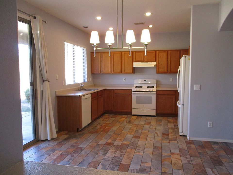 1st image of 5824 W Golden Ln