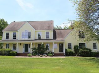 104 Goodrich St, Lunenburg, MA 01462