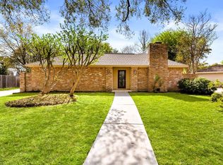 11804 Westmere Dr, Houston, TX 77077