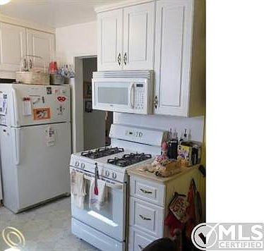 Kitchen view.jpg