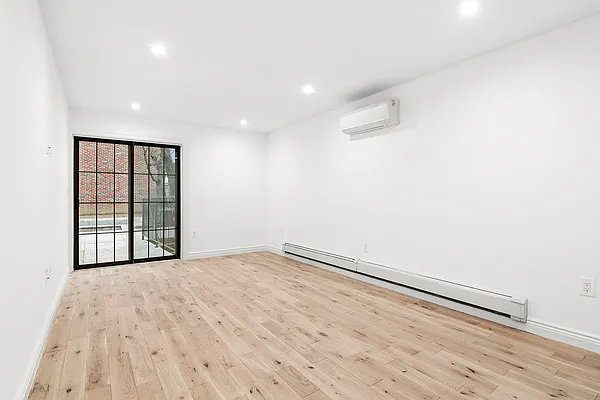 Rented by Compass | media 1