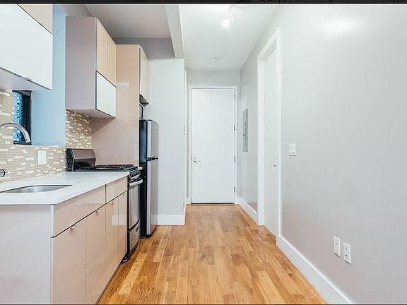 3rd image of 35 Rogers Ave Ste 2B
