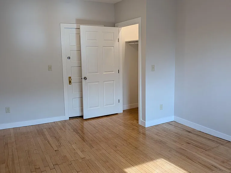 721 Wilson Ave E #A — Photo 23