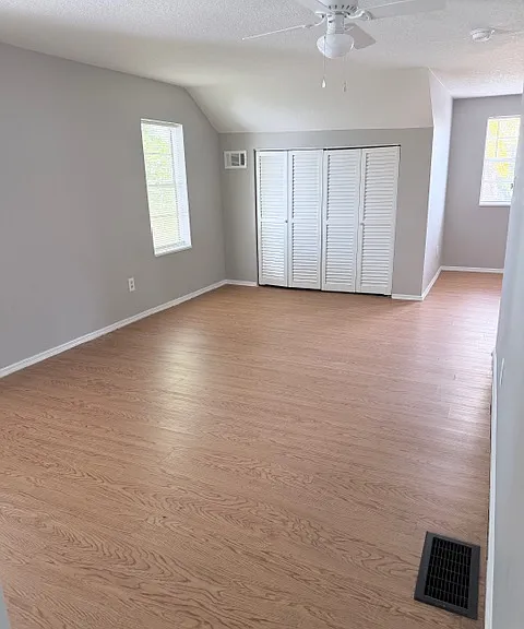 110 Kingston Ave — Photo 26