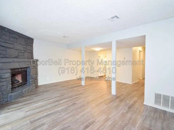 14440 S 302nd East Ave #B, Coweta, OK 74429
