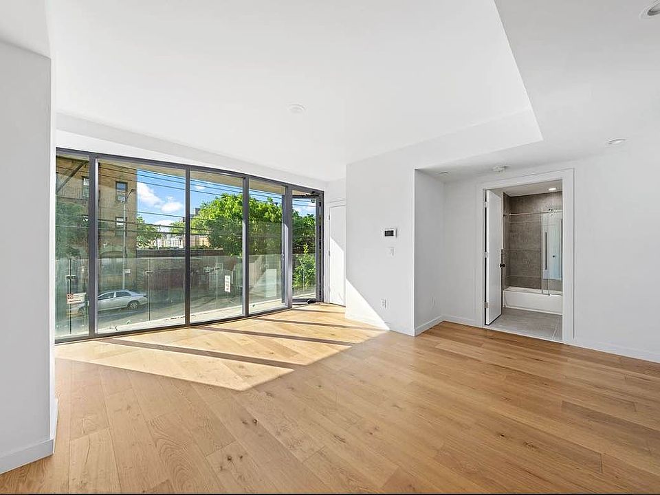 3018 14th St Astoria NY Zillow