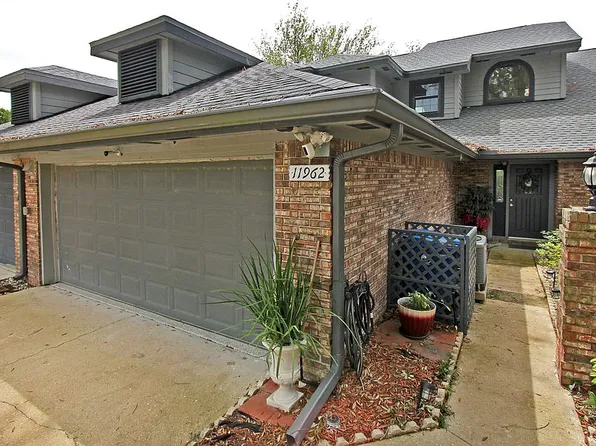 11962 Harbour Cove Dr S, Jacksonville, FL 32225