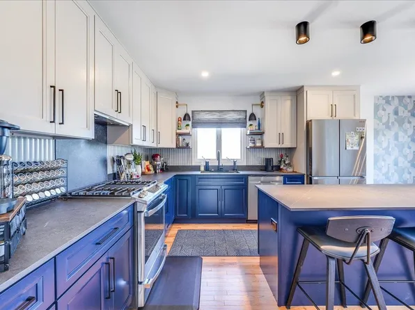 732 Greeley Ave #C, Fairview, NJ 07022