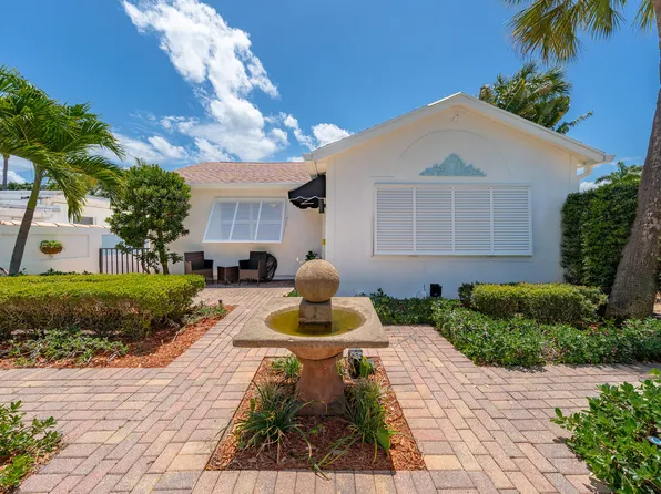 205 N 18th Ave Avenue N, Lake Worth Beach, FL 33460