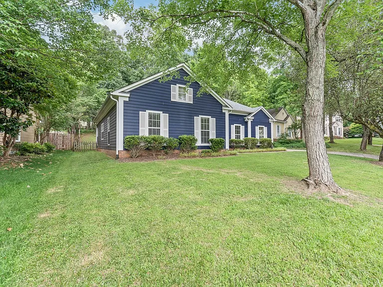 9701 Little River Ct — Photo 36
