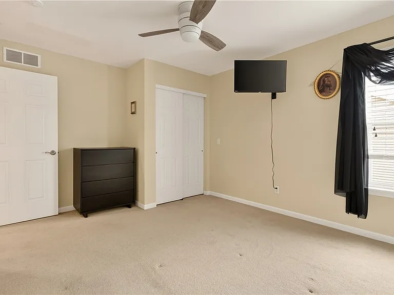 2093 Mykola Rd — Photo 29