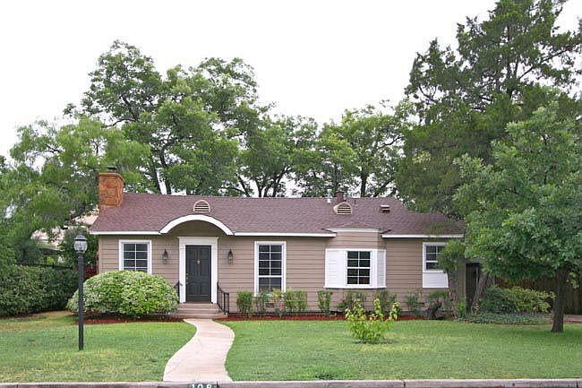 1st image of 108 E Elmview Pl