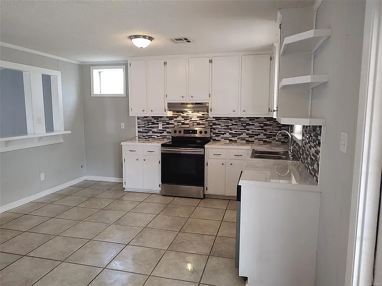 226 Radburn Way — Photo 7