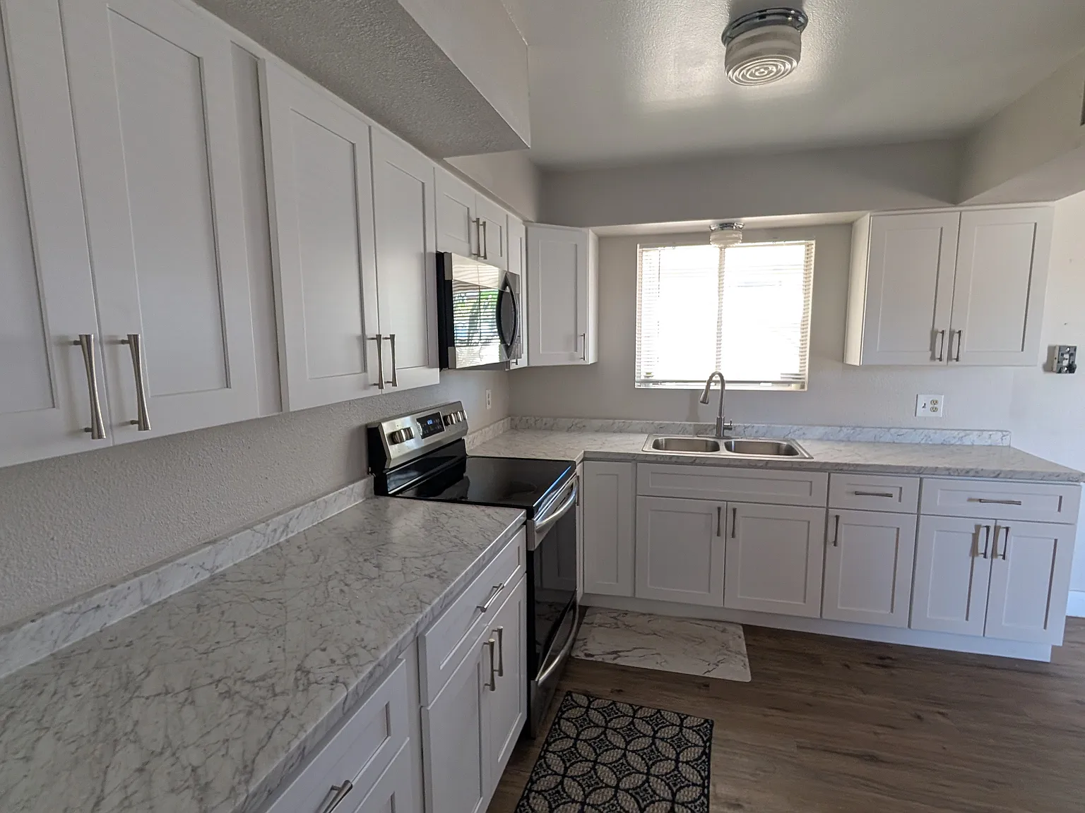 4 bed, 1606 sqft, $750 — Photo 4