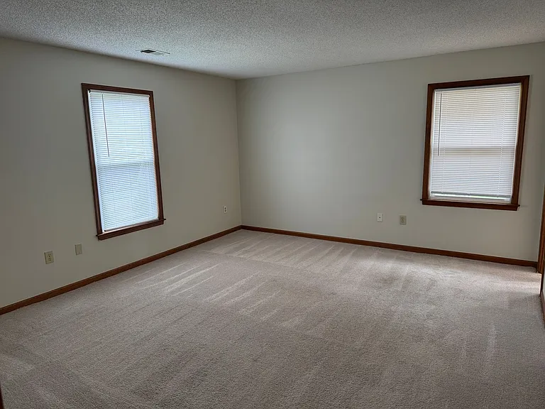 3069 Barberry Ln — Photo 10