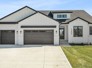1204 Orchard Hills Dr, Norwalk, IA 50211