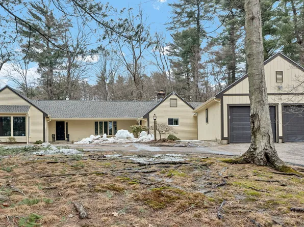 10 Pine Hill Road, Avon, CT 06001