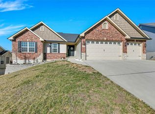 2019 Iron Mountain Dr, Festus, MO 63028