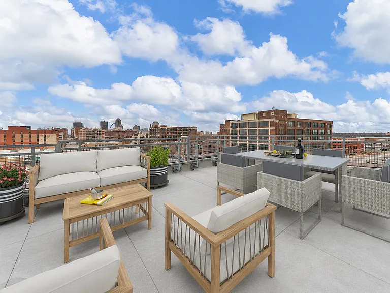 GW Apartments — Photo 12
