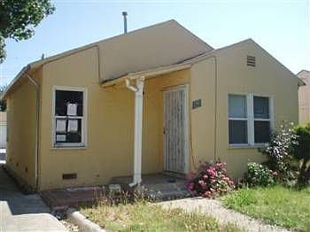 3rd image of 3712 16th Ave