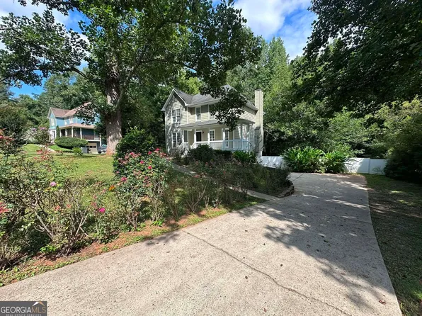 79 Thomas Crossing Dr, Newnan, GA 30265