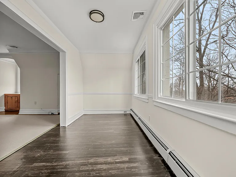 29 Chestnut Ave — Photo 11