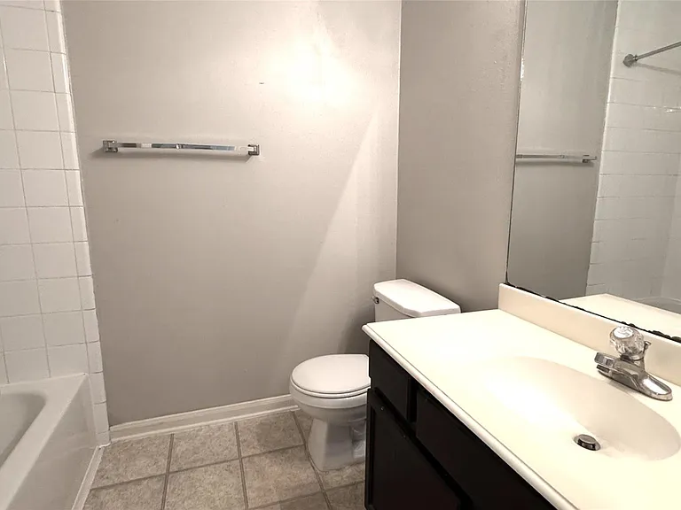 4243 Daisy Meadow Dr — Photo 17