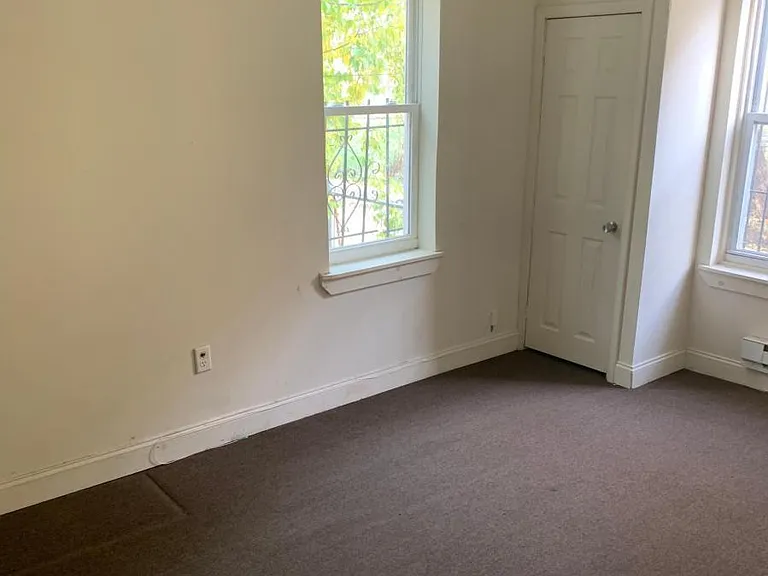 3225 Turner St #1 — Photo 7