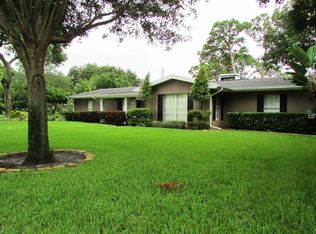 801 Allamanda Dr, Largo, FL 33770