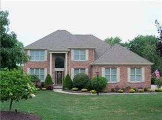 130 Post Oak Dr, Beaver Falls, PA 15010