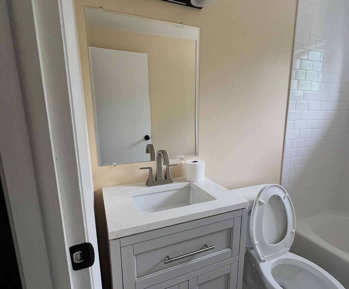 2 bed, 896 sqft, $1,175 — Photo 4