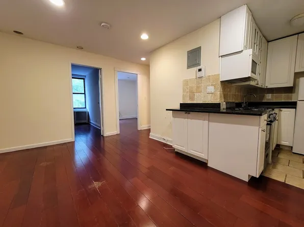 135 E 17th St #3V, New York, NY 10003