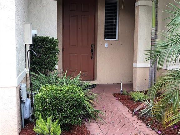 2nd image of 6082 Seminole Gardens Cir