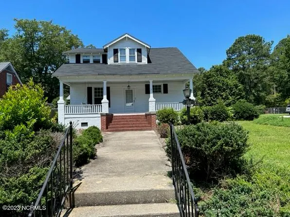 202 S 7th Street, Pinetops, NC 27864