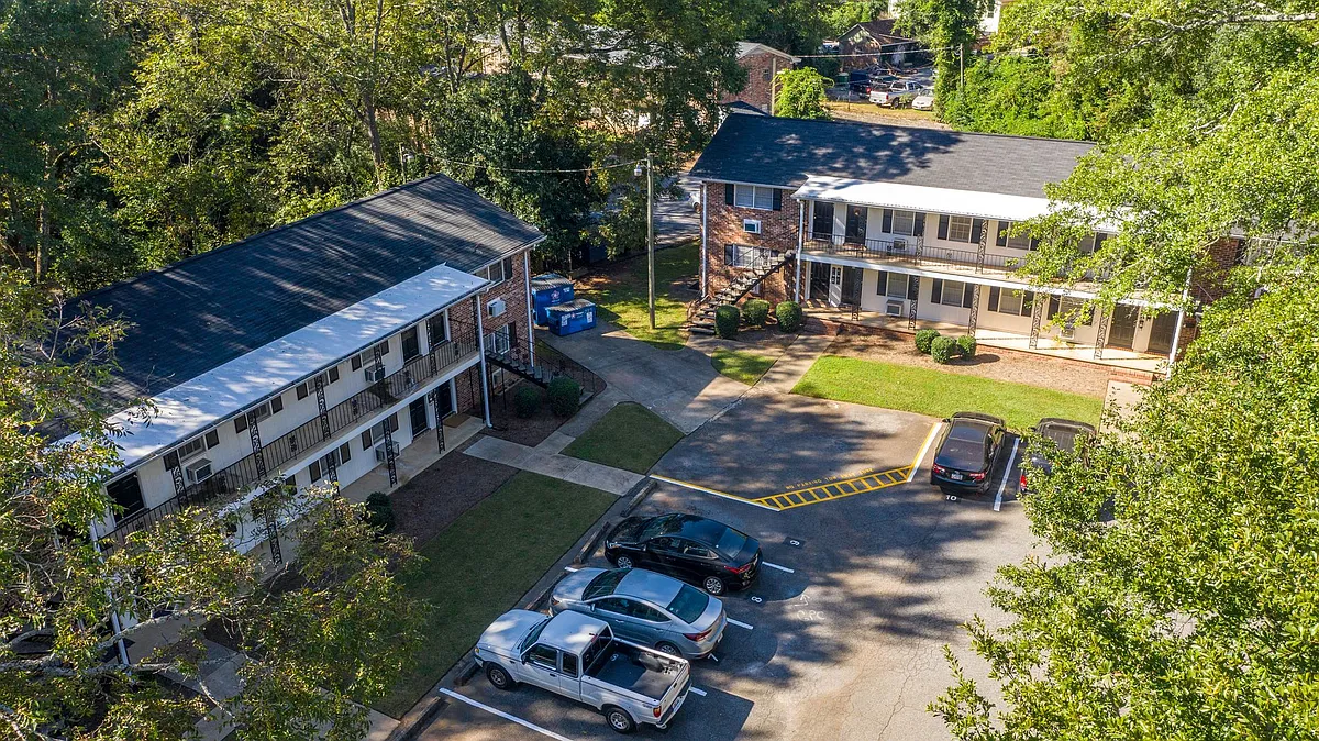 Building Photo - 284 Bloomfield St