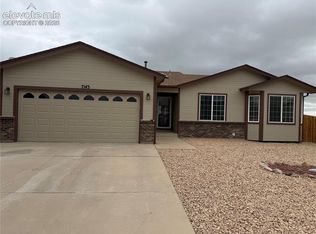7143 Dove Valley Pl, Colorado Springs, CO 80925
