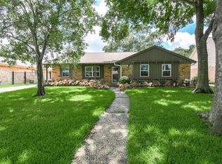 2818 Triway Ln, Houston, TX 77043