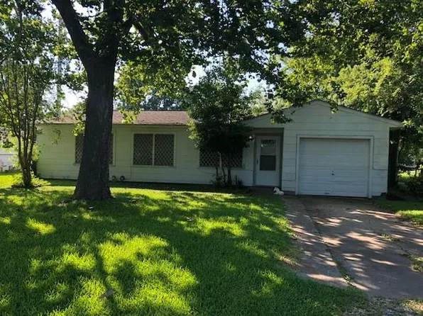 252 Muriel St, La Marque, TX 77568