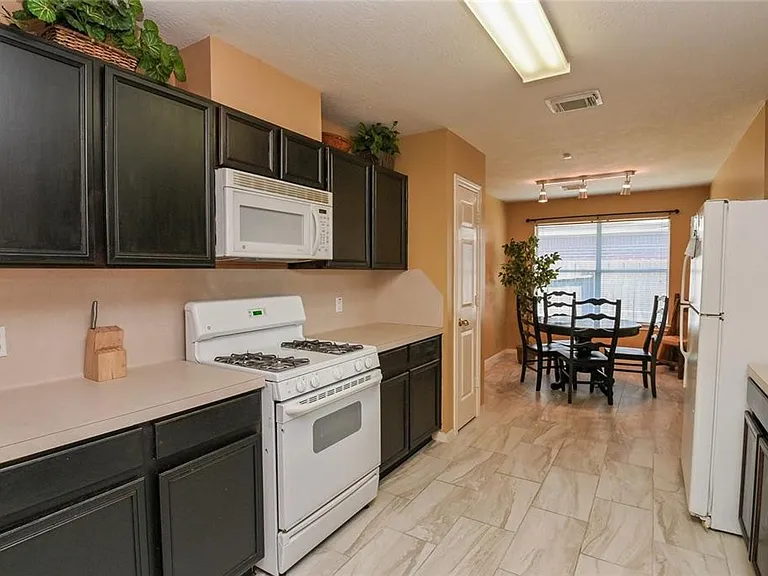 18446 S Wimbledon Dr — Photo 17
