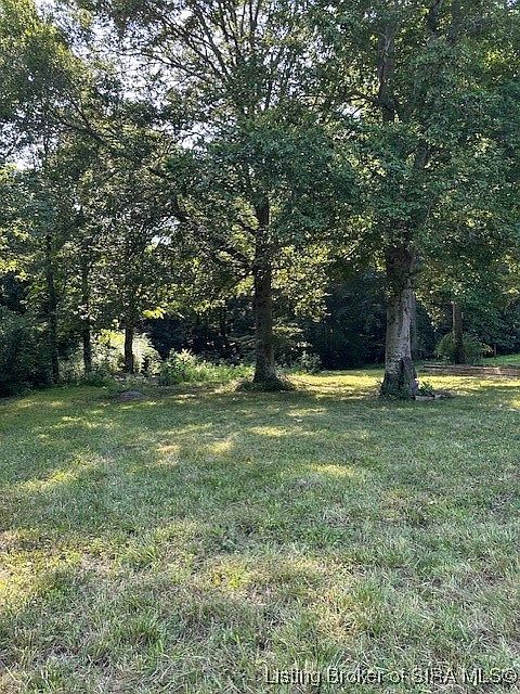 2nd image of 2233 N Rush Creek Road